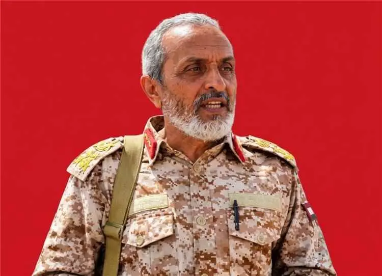 مقتل قائد اللواء 15 الحوثي برصاص الجيش في تعز.. خس...