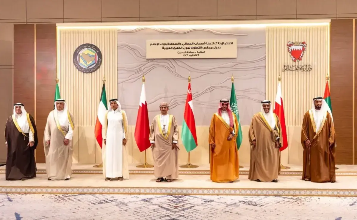 وزراء الإعلام الخليجيون يدعون إلى محاسبة المسيئين لدول المجلس ورموزها ويحذرون من شق وحدة الصف