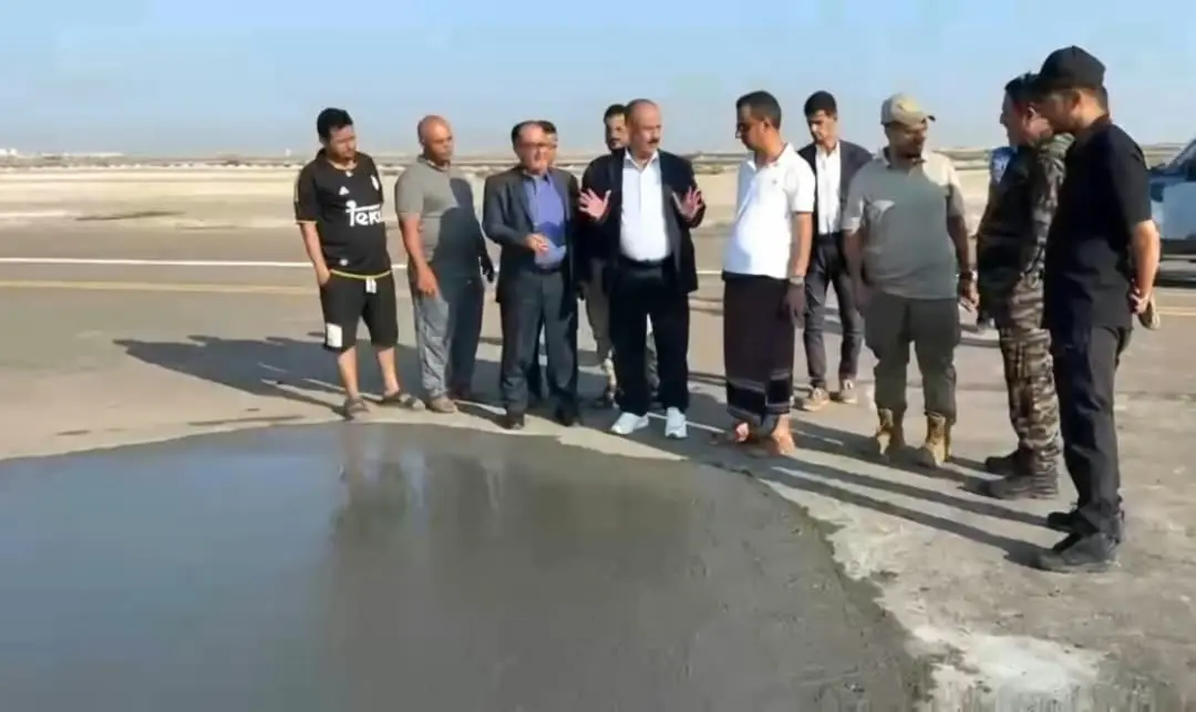 وزير النقل يعلن استئناف نشاط مطار عدن الدولي عقب ت...