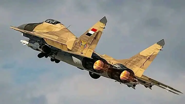 جحيم الغارات يحاصر الحوثيين في هيجة العبد.. هجوم م...