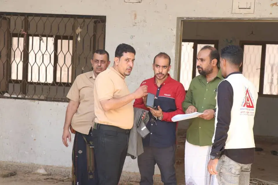 السلطة المحلية تتفقد إنشاء وترميم القاعات التدريبي...