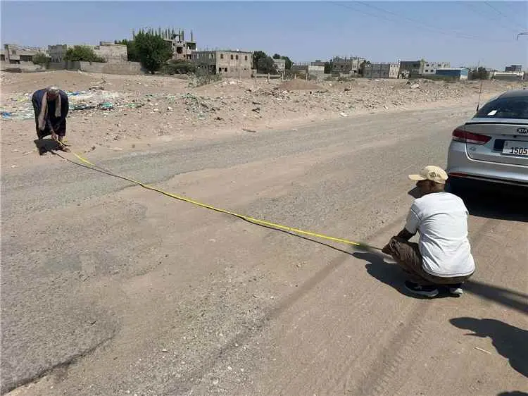القائم بأعمال مدير مكتب الأشغال العامة والطرق بلحج...