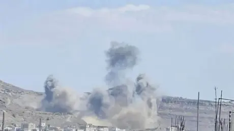 الحوثيون: 66 غارة جوية سعودية استهدفت المرافق المد...