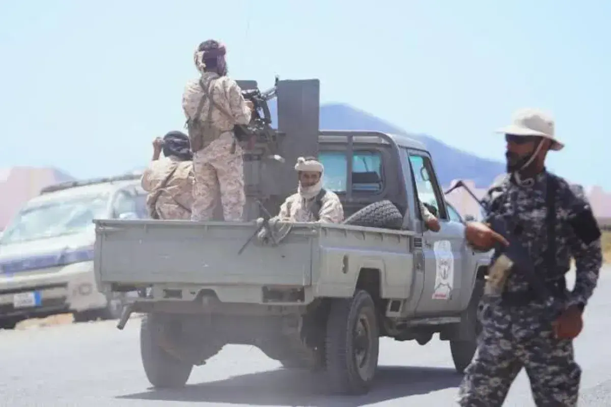 الجيش اليمني يستعيد مواقع استراتيجية بالجوف
